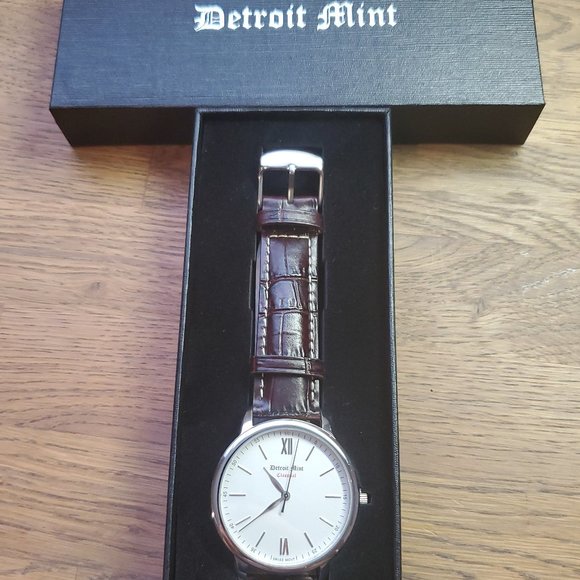 Detroit Mint Watch - Picture 3 of 3